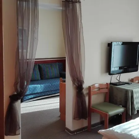 بيت ريفي Restaurant Meran أبتيناو